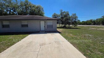 110 Stephenson Ave in Babson Park, FL - Building Photo