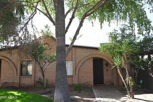 3066 N 32nd St in Phoenix, AZ - Building Photo