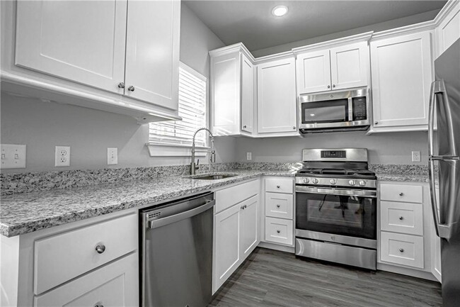 3101 SW Garrison Ln in Bentonville, AR - Building Photo - Building Photo