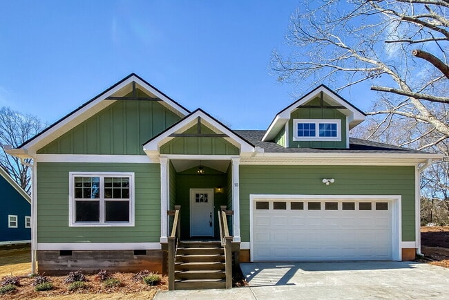 property at 10 Douglas Dr