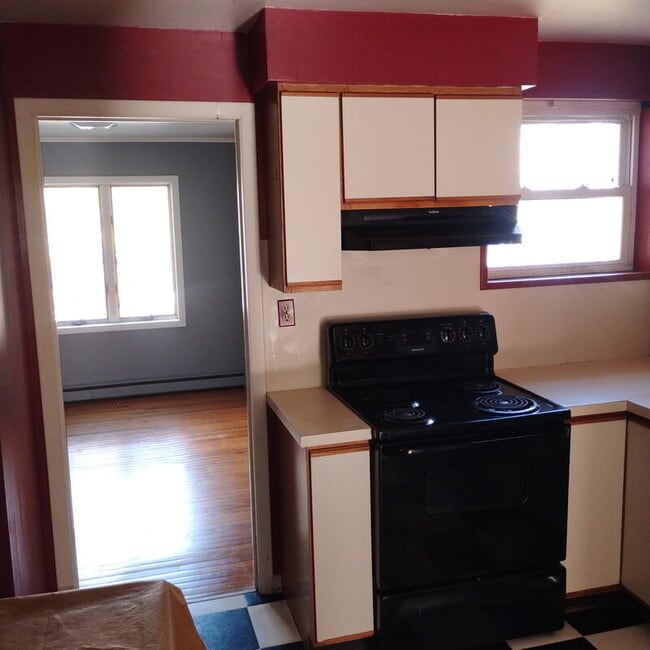 13 Western Ave in Albany, NY - Building Photo - Building Photo