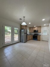 6408 Cypress St in Milton, FL - Building Photo - Building Photo