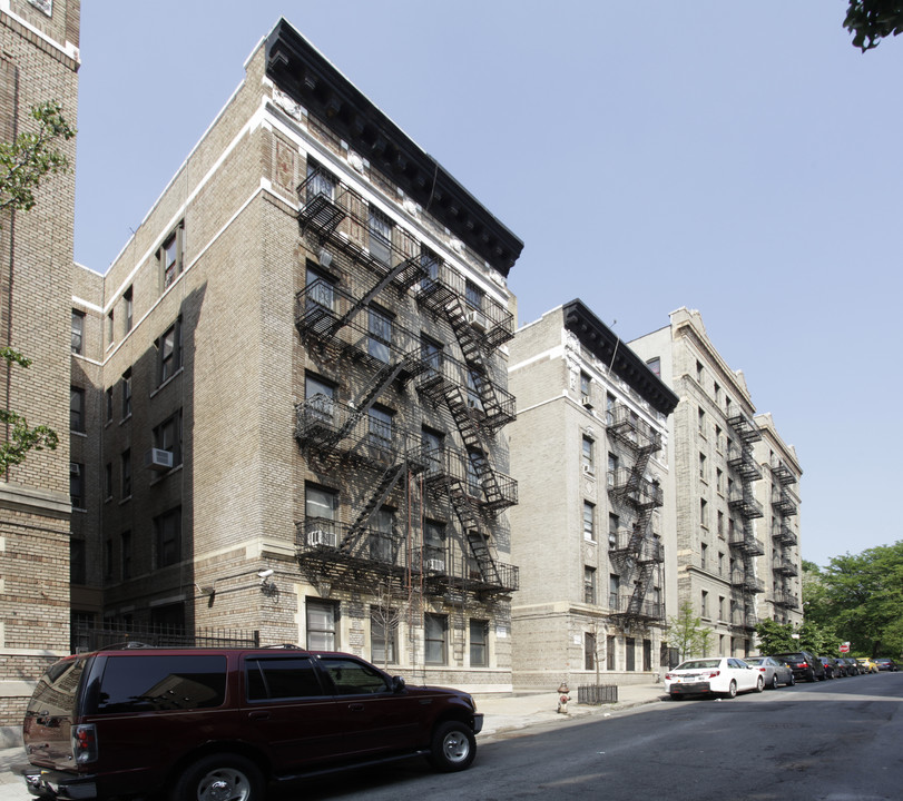 411-417 W 128th St in New York, NY - Building Photo