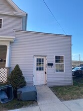 22 S Washington Ave, Unit 1 in Greensburg, PA - Building Photo - Building Photo