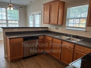 3833 Fircrest Dr in Charlotte, NC - Building Photo - Building Photo