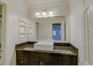 3550 Lebon Dr, Unit 6123 in San Diego, CA - Building Photo - Building Photo