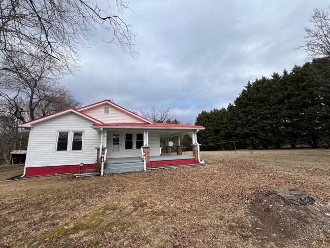 400 Bradstone Dr in Winston-Salem, NC - Building Photo - Building Photo