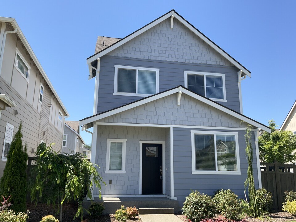 33064 Eagle Peak Ln in Black Diamond, WA - Building Photo