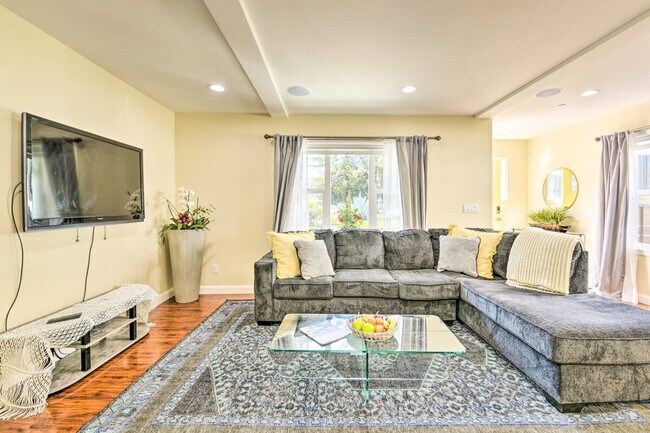 property at 532 52nd St