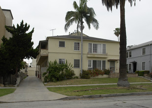 1835 N Normandie Ave in Los Angeles, CA - Building Photo - Building Photo