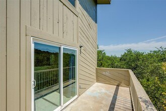 801 Grassy Knoll in Horseshoe Bay, TX - Building Photo - Building Photo