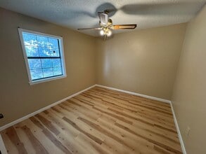 2010 Fitzhugh St in Batesville, AR - Building Photo - Building Photo