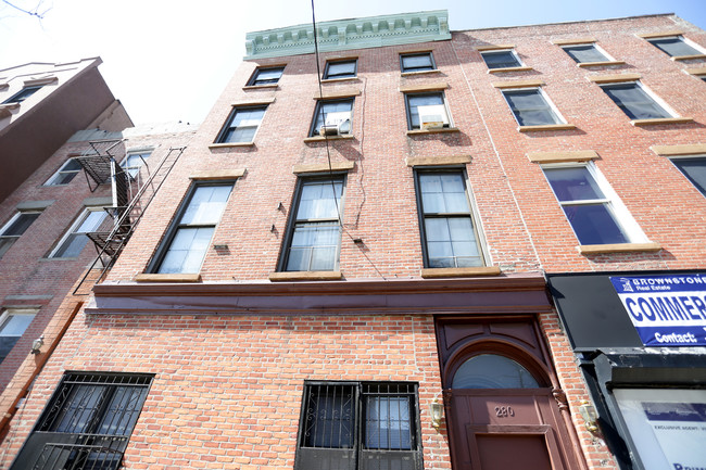 280 Court St in Brooklyn, NY - Foto de edificio - Building Photo