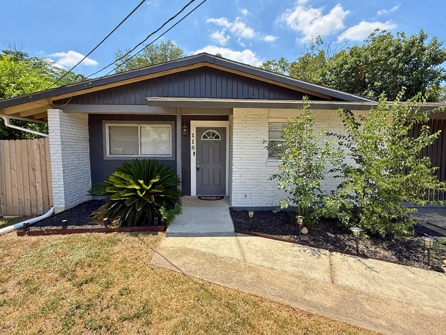 property at 118 Starlight Terrace