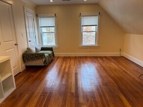 24 Cornell St, Unit 2B in Boston, MA - Building Photo - Building Photo