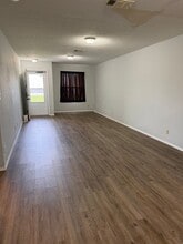 1107 Presley Dr in Cassville, MO - Building Photo - Building Photo