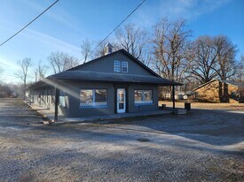 1531 E 5th St in Metropolis, IL - Building Photo
