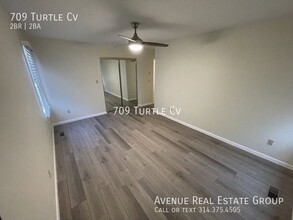 709 Turtle Cove in Ballwin, MO - Building Photo - Building Photo