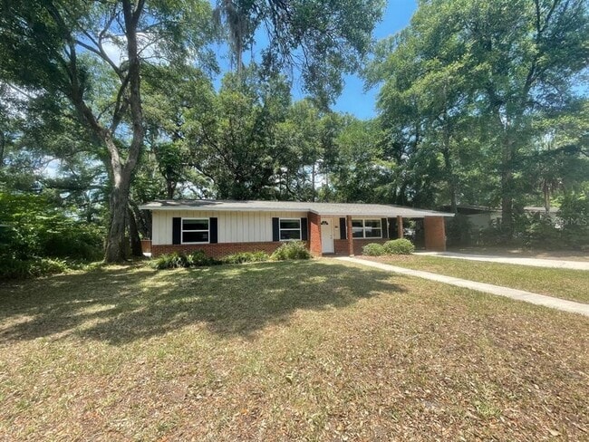 4146 NW 31 Terrace in Gainesville, FL - Building Photo - Building Photo