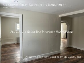 37 Maplewood Rd-Unit -3 in Huntington Station, NY - Building Photo - Building Photo