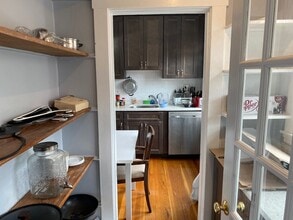 152 Lake St, Unit 2 in Boston, MA - Building Photo - Building Photo