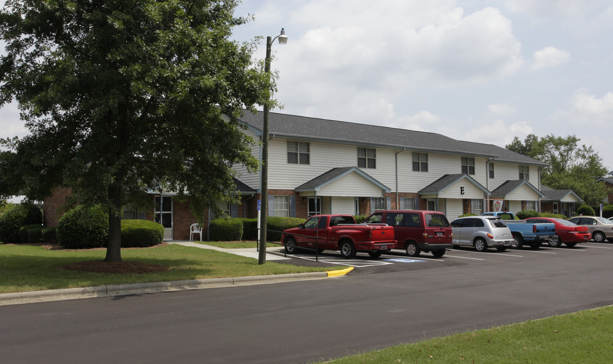 Yorktown Apartments in Clover, SC - Building Photo