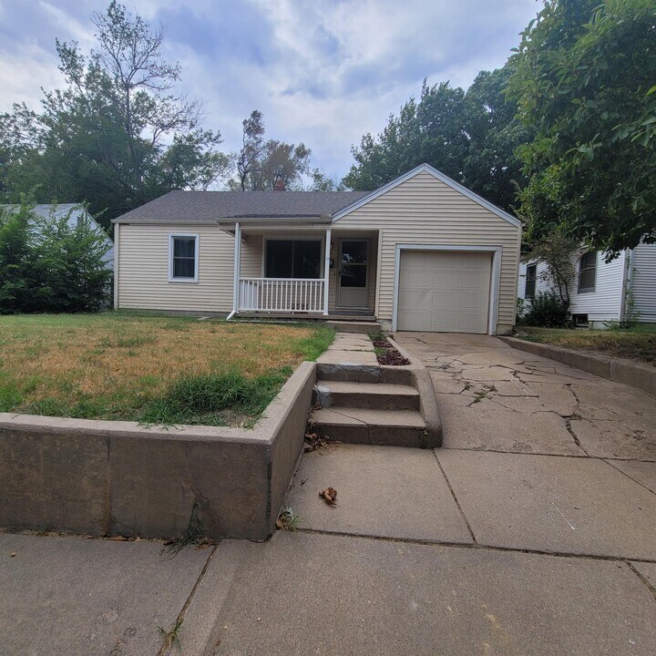 519 Gordon S in Wichita, KS - Building Photo