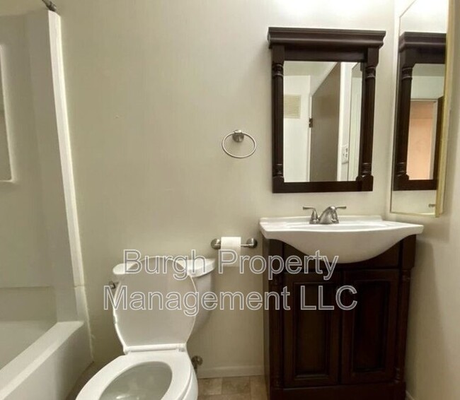 27708 Evergreen Run in Imperial, PA - Building Photo - Building Photo