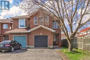 77 Daventry Crescent in Ottawa, ON - Building Photo