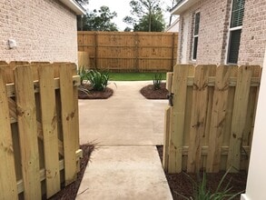 311 Bailey Dr in Niceville, FL - Building Photo - Building Photo