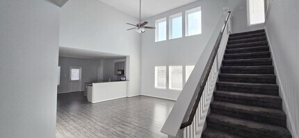 10050 Pine Valley Ct in Baytown, TX - Building Photo - Building Photo