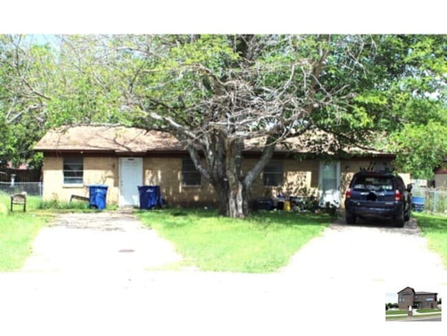 property at 603 Westview Cir