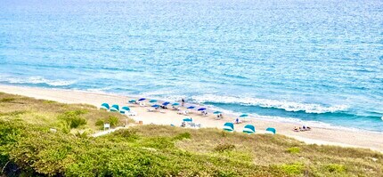 4201 N Ocean Blvd in Boca Raton, FL - Foto de edificio - Building Photo