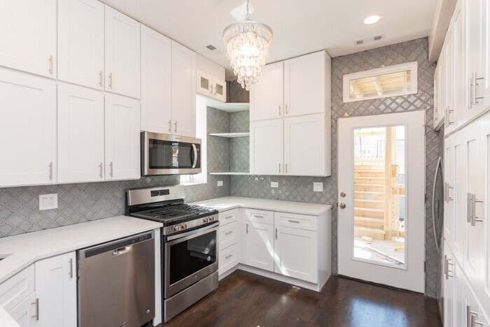 3651 W Palmer St-Unit -O1 in Chicago, IL - Building Photo