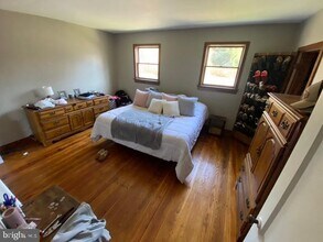 345 E Dark Hollow Rd in Pipersville, PA - Building Photo - Building Photo