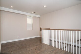 2135 W 19th St in Chicago, IL - Building Photo - Building Photo