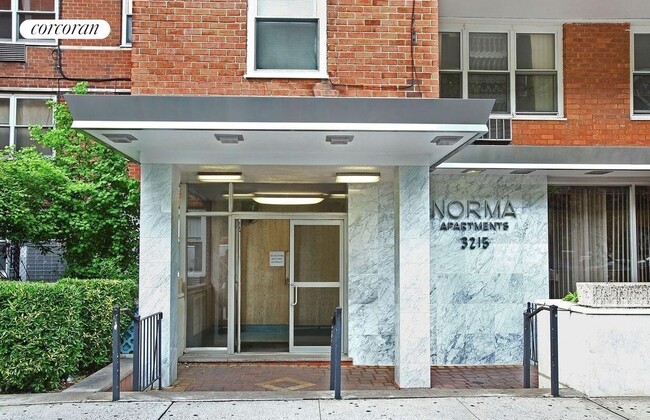 3215 Avenue H in Brooklyn, NY - Building Photo - Building Photo