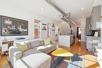 262 Mack Ave in Detroit, MI - Building Photo - Building Photo