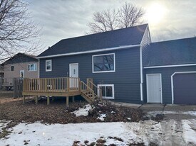 1213 E Carol St in Sioux Falls, SD - Building Photo