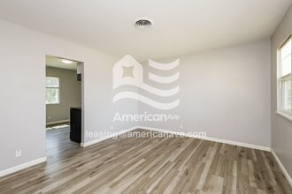 1485 Wichita Dr S in Hamilton, OH - Building Photo - Building Photo