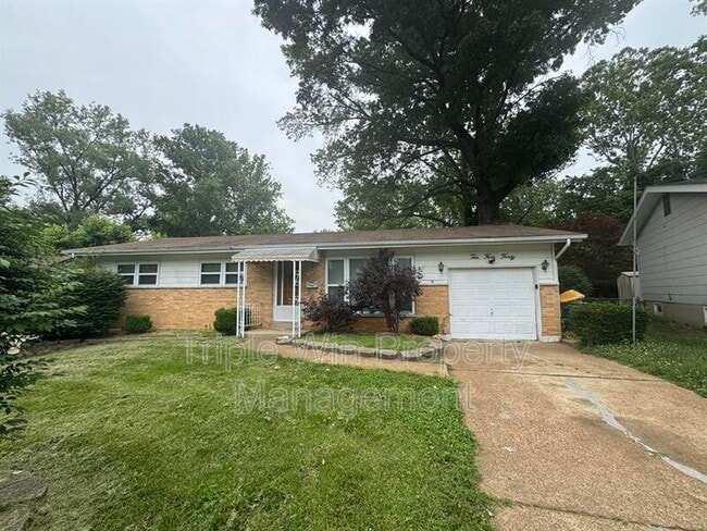property at 10440 Gardo Ct