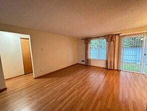 9105 1st Pl NE in Lake Stevens, WA - Building Photo - Building Photo