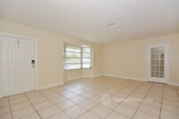 4290 NW 38th Ave in Fort Lauderdale, FL - Building Photo - Building Photo