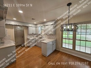 16211 E 109th St N in Owasso, OK - Building Photo - Building Photo