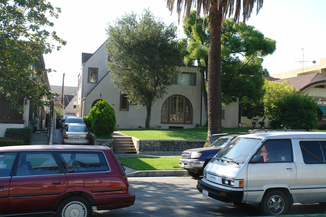 154 S Occidental Blvd in Los Angeles, CA - Building Photo