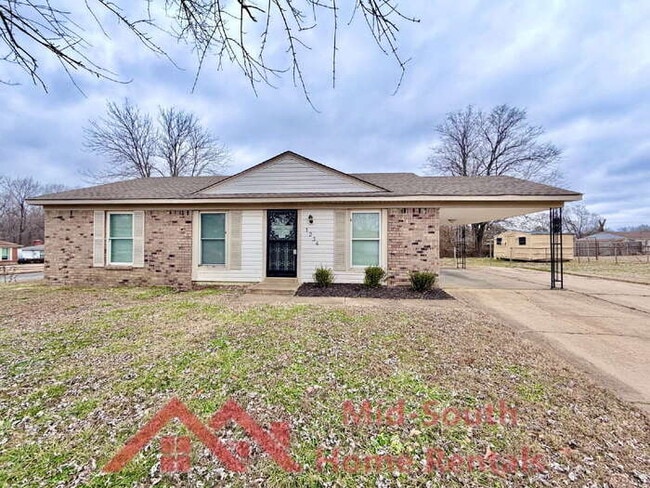 1234 Whipporwill Cove in Memphis, TN - Building Photo - Building Photo