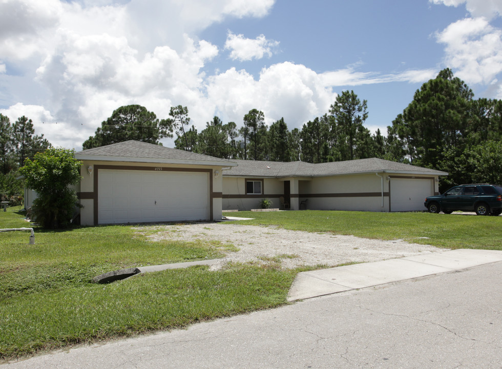 4793 Jordan Ave in Lehigh Acres, FL - Building Photo