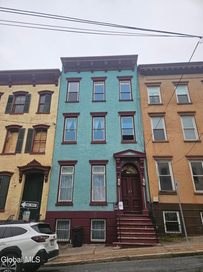 property at 32 1st St