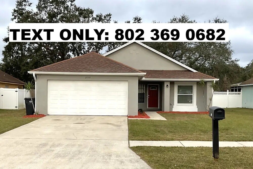 2008 Sarah Louise Dr in Brandon, FL - Building Photo