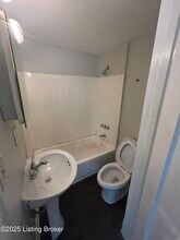 1836 Algonquin Pkwy in Louisville, KY - Building Photo - Building Photo